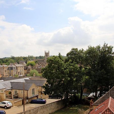 Luxury 3 Bed Apartment In The Heart Of Stamford Exterior photo