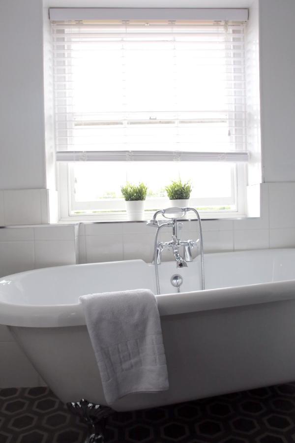 Luxury 3 Bed Apartment In The Heart Of Stamford Exterior photo